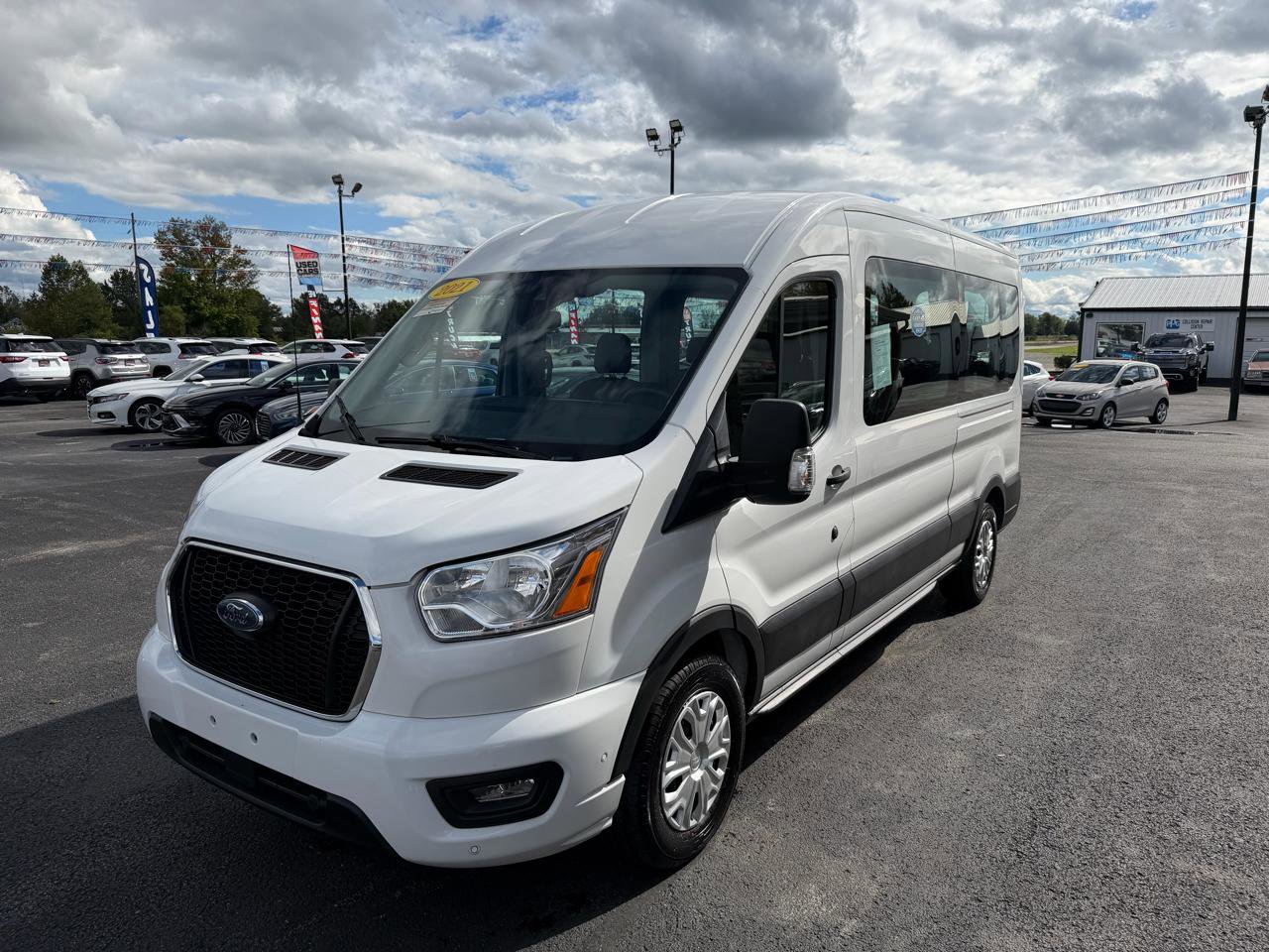 Used 2021 Ford Transit 350 XLT RWD image 10