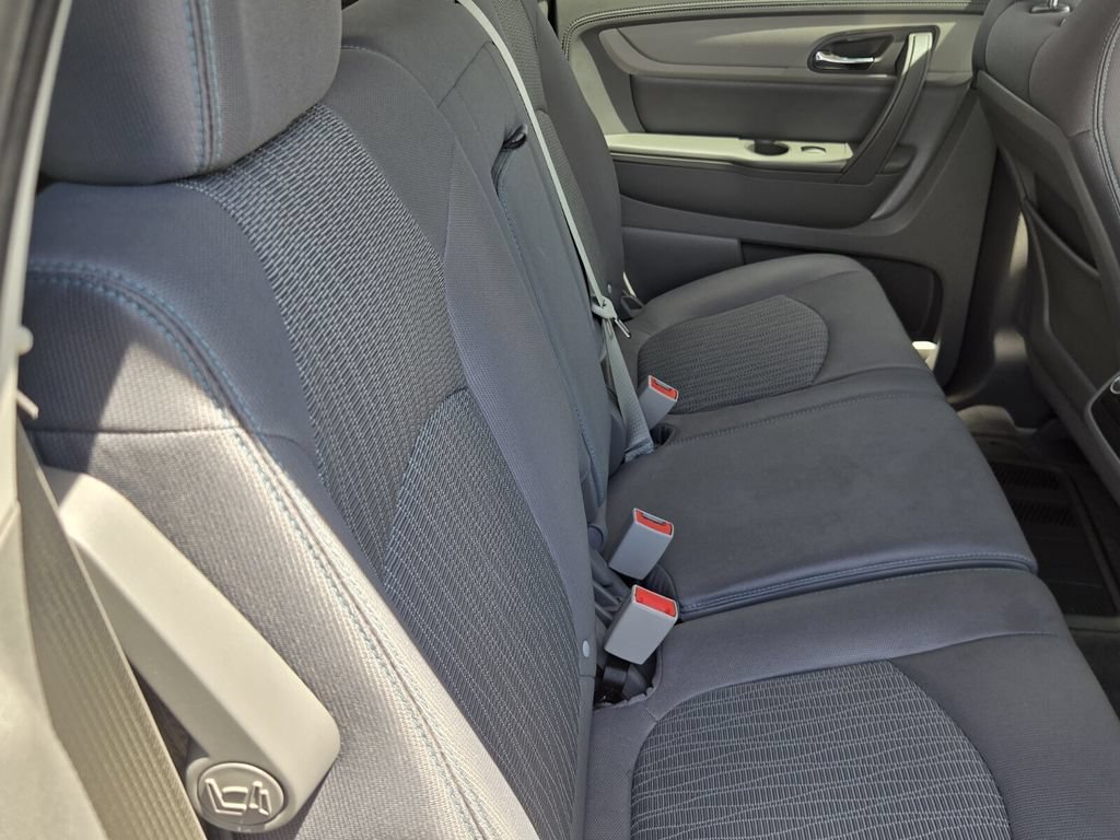 Used 2017 Chevrolet Traverse LS FWD image 16