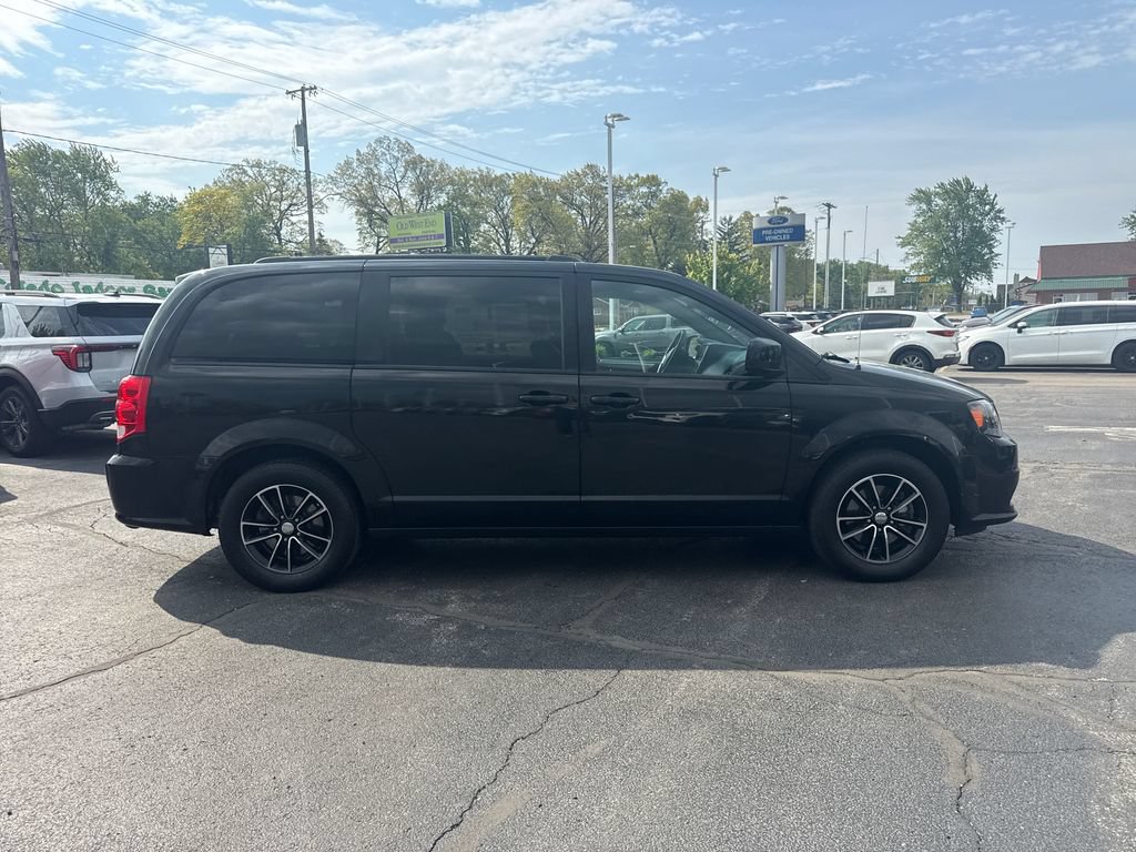 Used 2018 Dodge Grand Caravan GT FWD image 6
