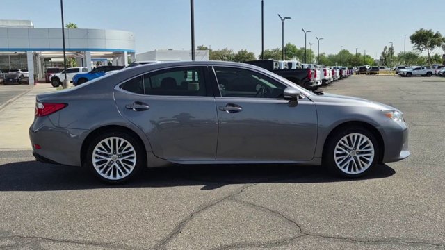 Used 2015 Lexus ES 350 w/ Luxury Package FWD image 9