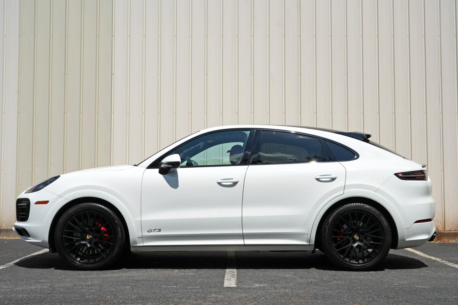 Used 2023 Porsche Cayenne GTS AWD/4WD image 11