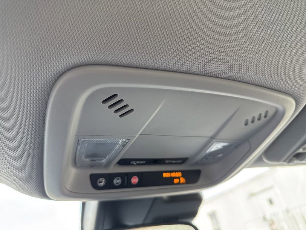 Used 2025 Chevrolet Malibu RS image 29