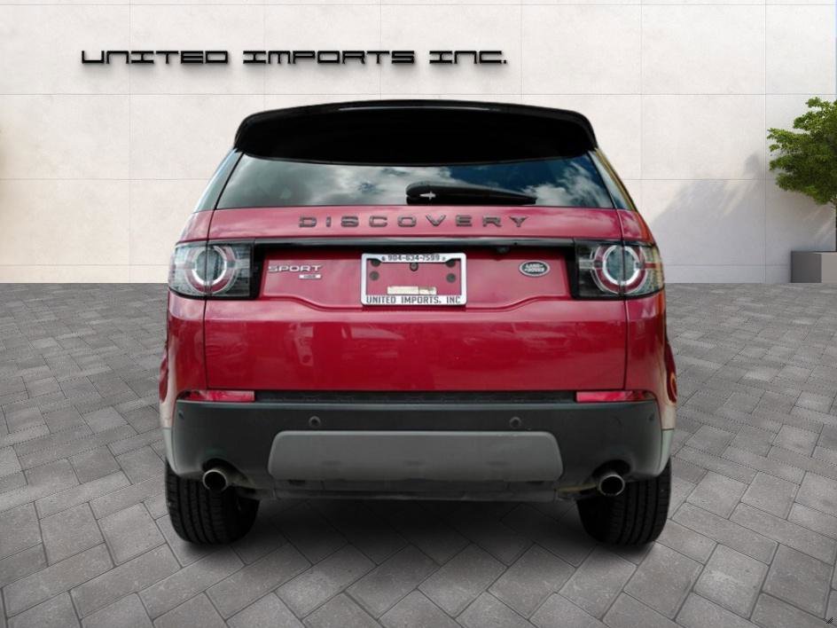 Used 2017 Land Rover Discovery Sport HSE image 4