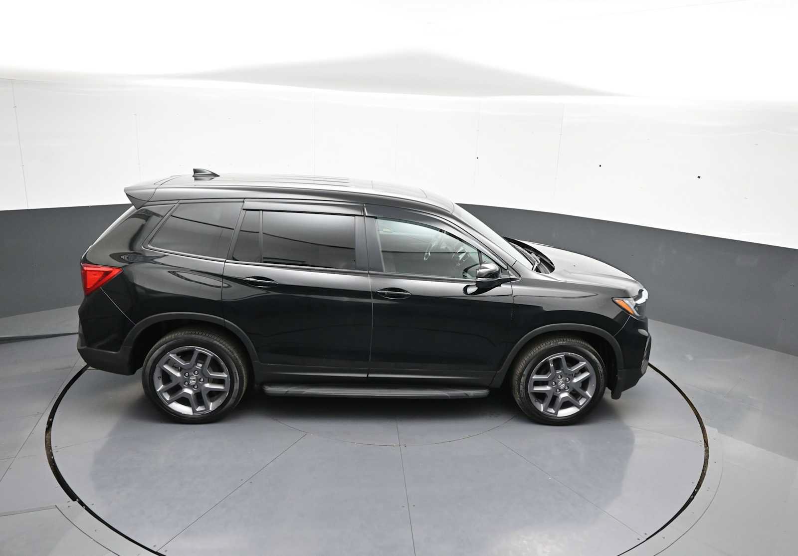 Certified 2023 Honda Passport EX-L image 38