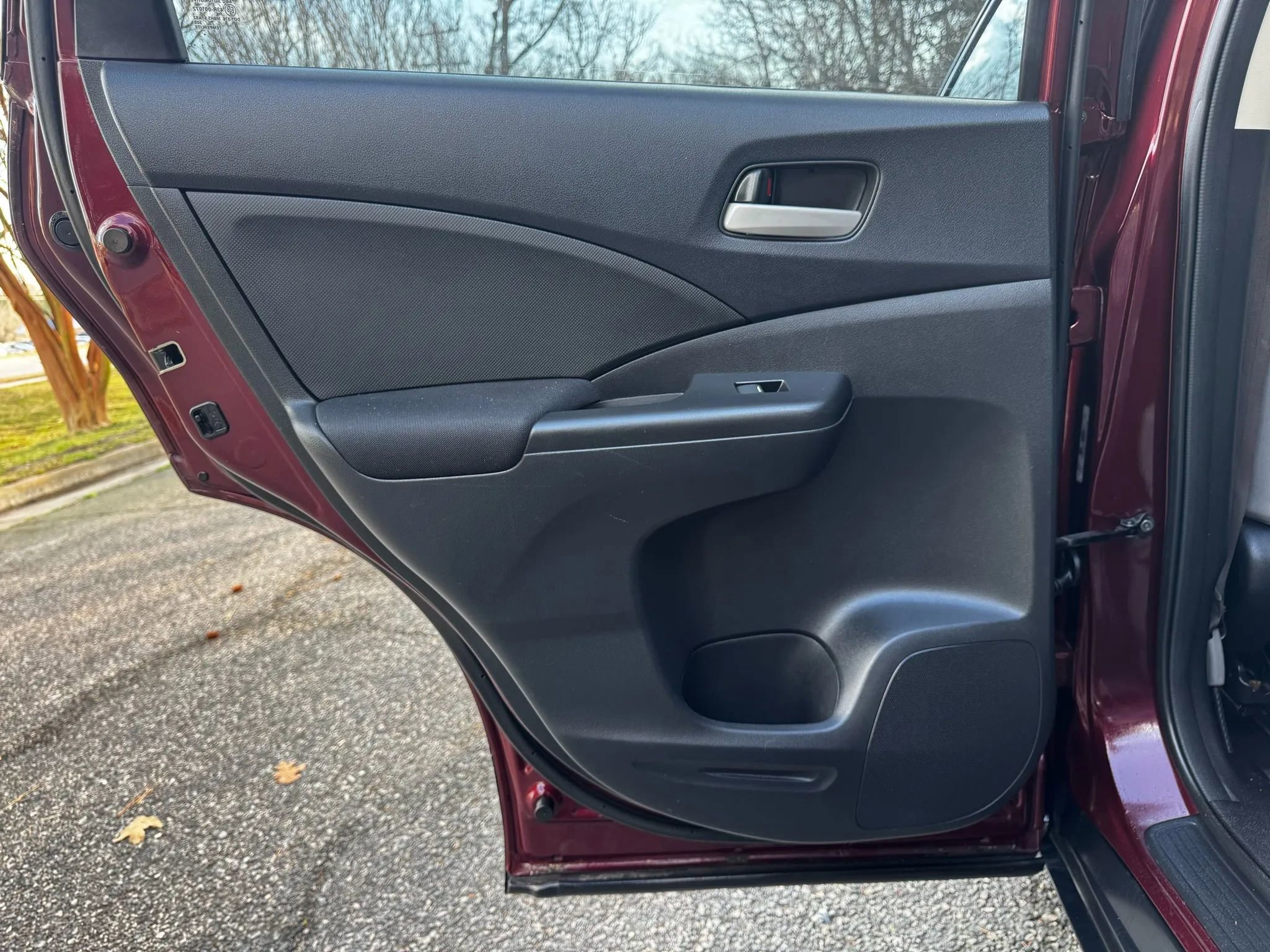 Used 2015 Honda CR-V LX image 7