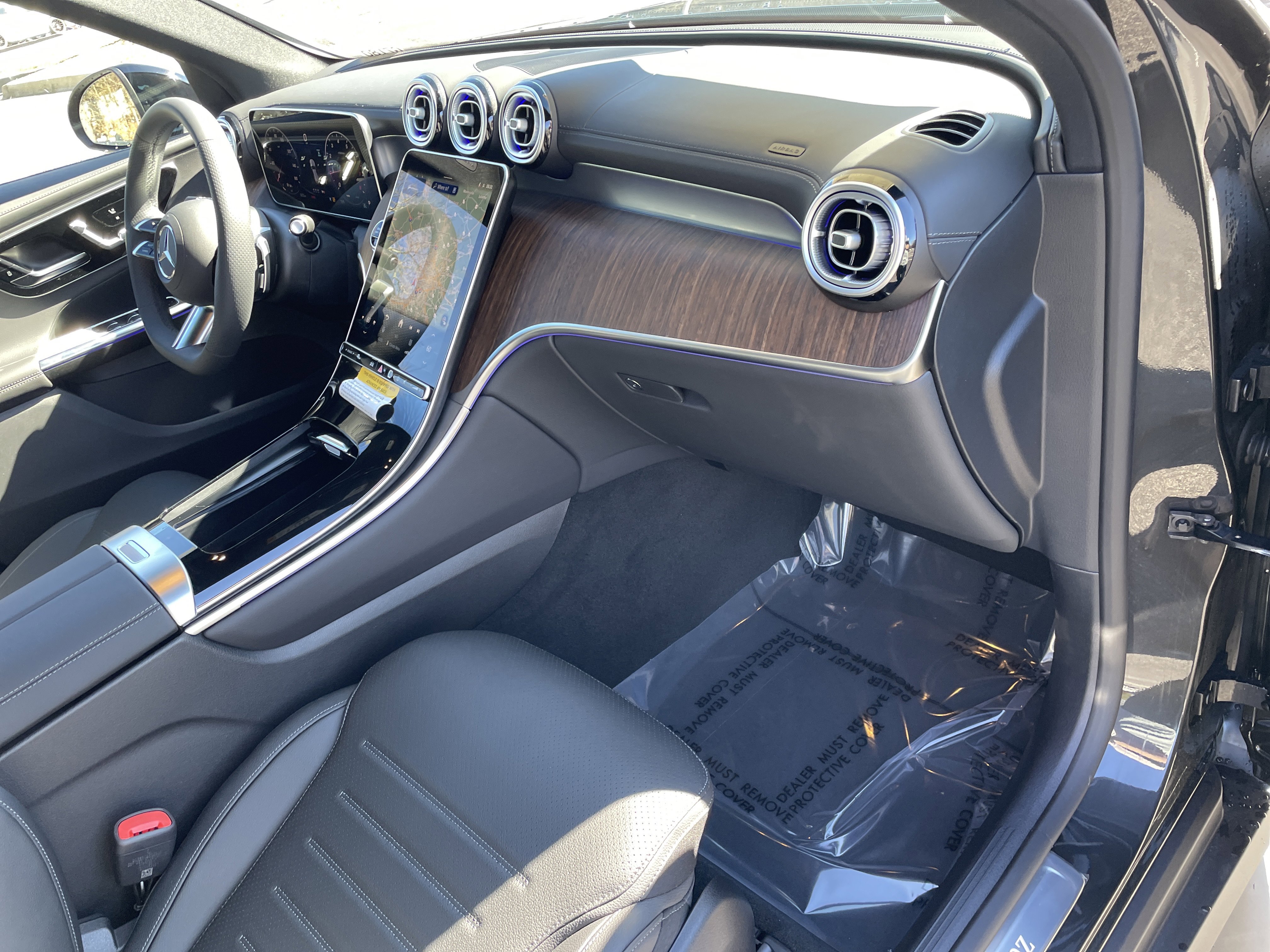New 2026 Mercedes-Benz GLC 300 image 41