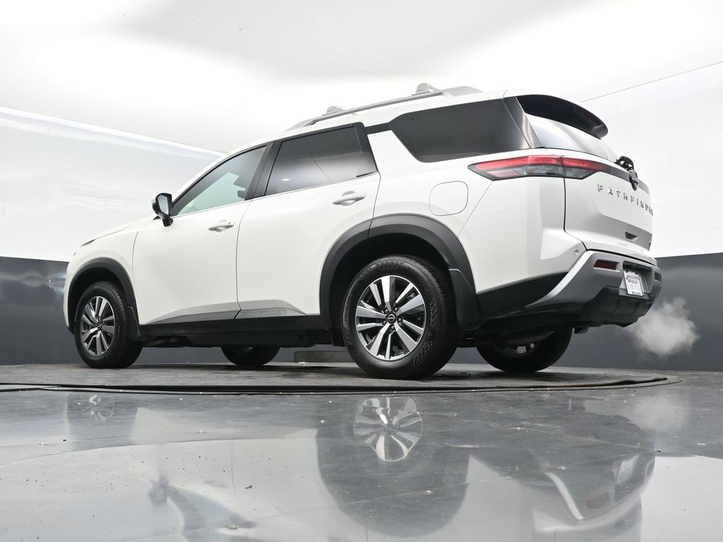 Used 2024 Nissan Pathfinder SL image 41