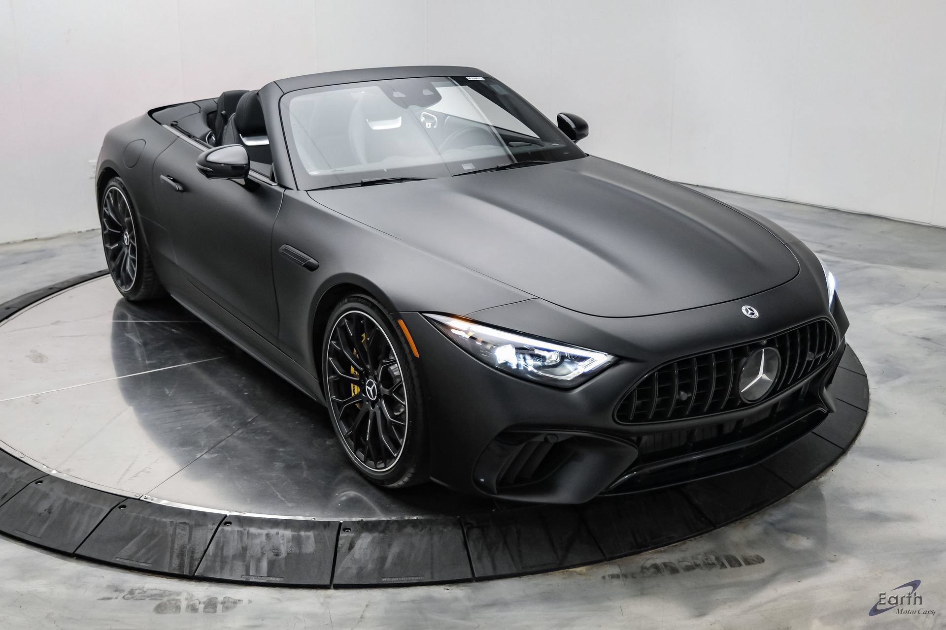 Used 2022 Mercedes-Benz SL 55 AMG 4MATIC image 34