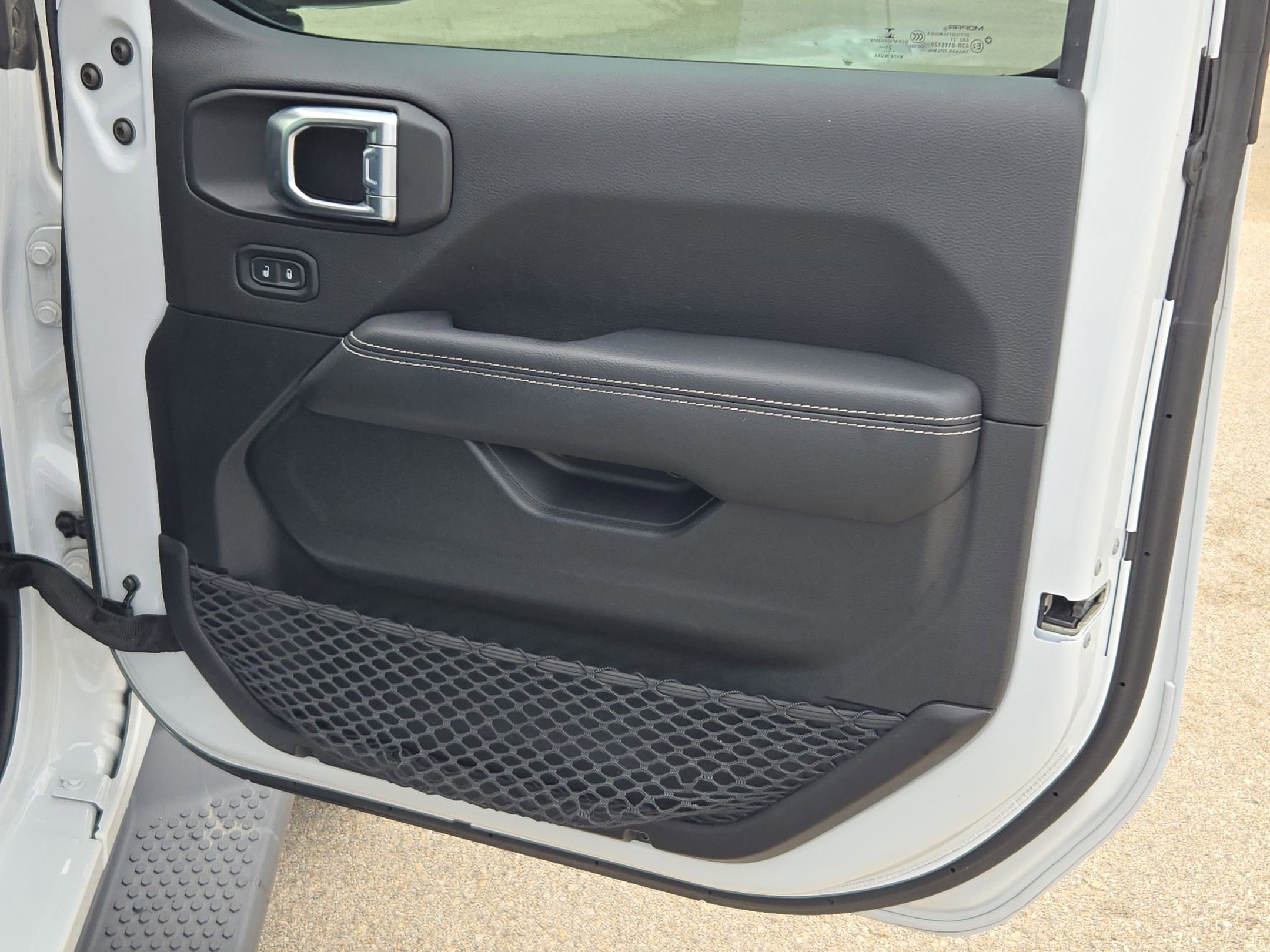 Used 2021 Jeep Wrangler Unlimited Sahara image 30