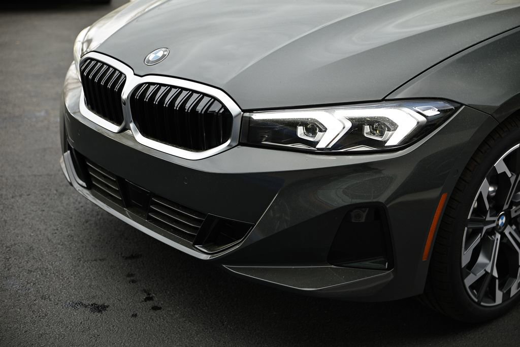 New 2026 BMW 330i Sedan w/ Premium Package image 12