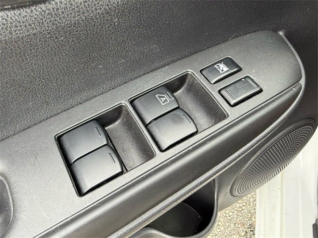 Used 2019 Nissan Versa Note SV image 36