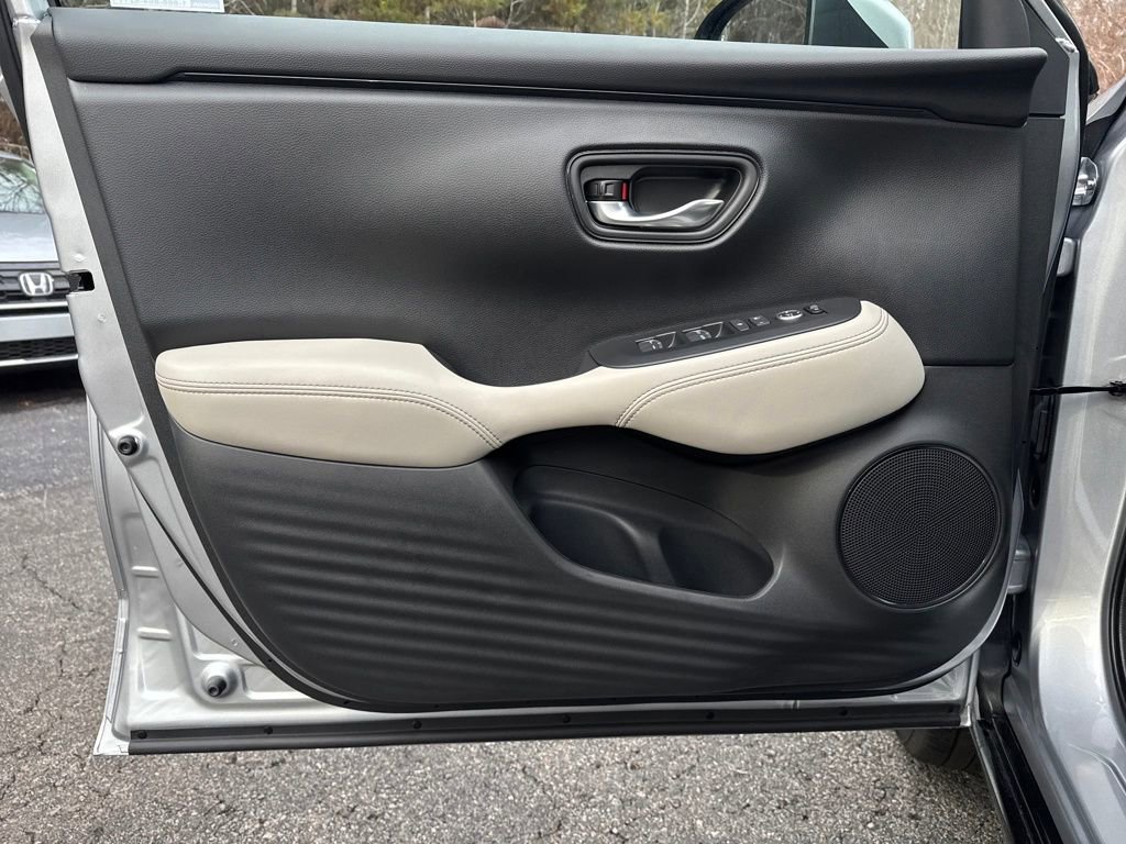 New 2026 Honda HR-V EX-L image 12