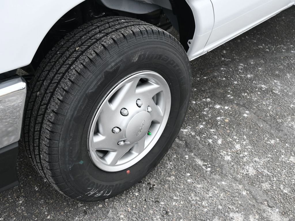 New 2025 Ford E-350 and Econoline 350 Super Duty w/ Power Equipment Group image 9