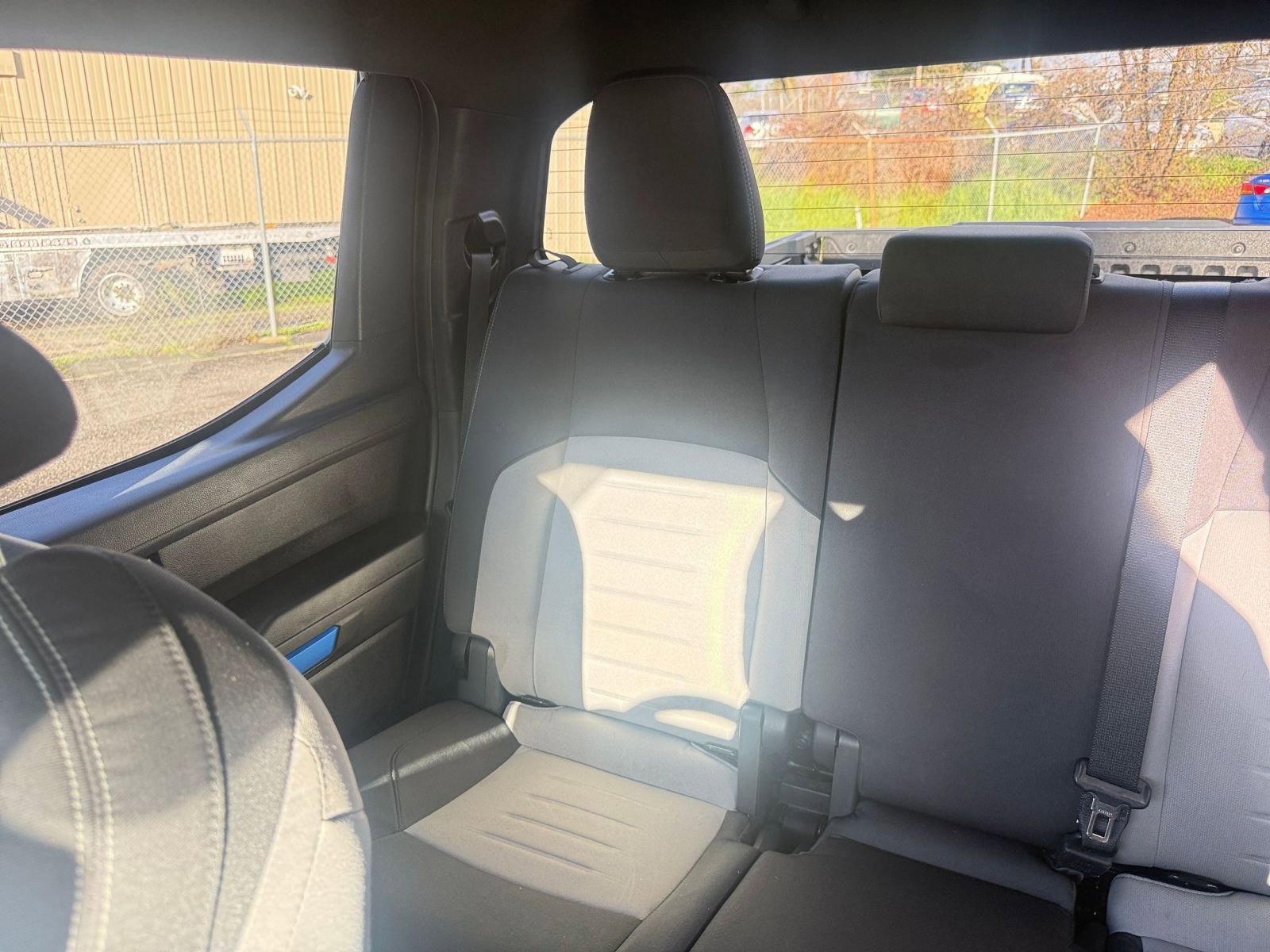 Used 2025 Toyota Tacoma TRD Off-Road image 39