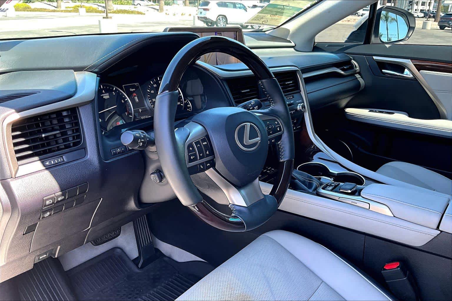 Used 2017 Lexus RX 350 FWD w/ Premium Package image 16