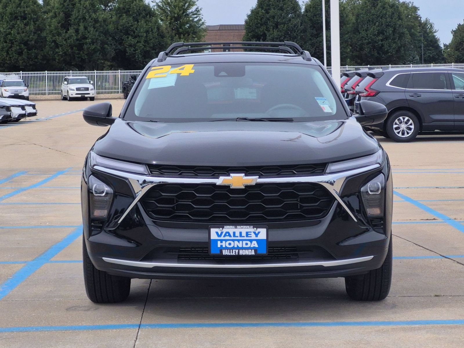 Used 2024 Chevrolet Trax LT FWD image 3