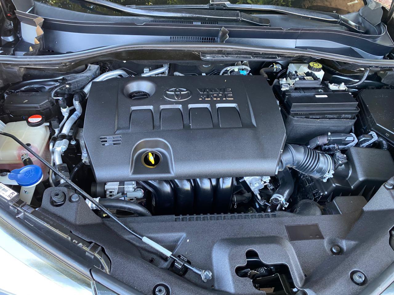 Used 2018 Toyota C-HR XLE FWD image 15