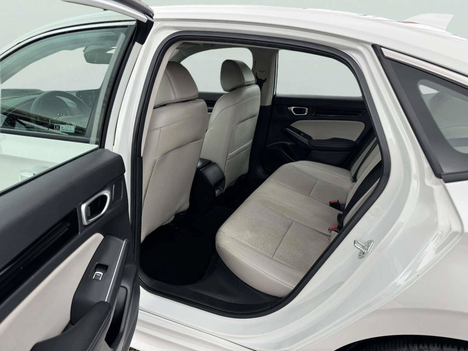 Used 2024 Honda Civic Touring image 25
