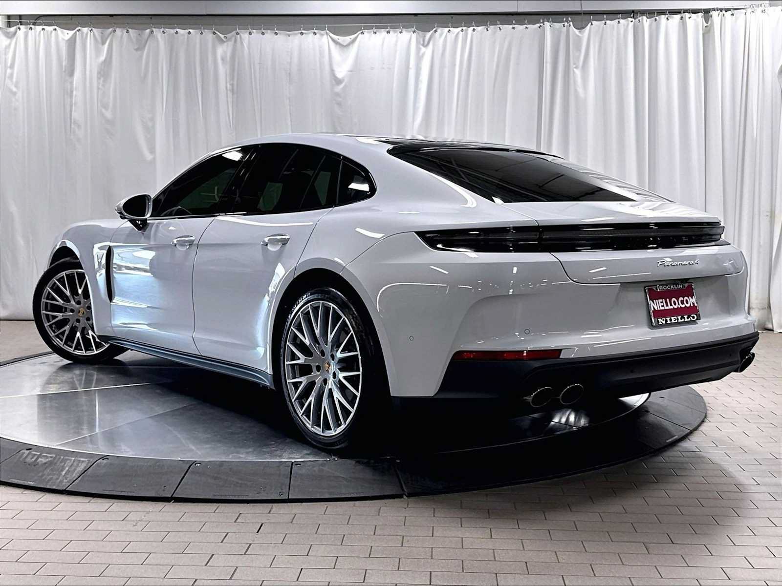 Used 2025 Porsche Panamera 4 AWD/4WD image 3