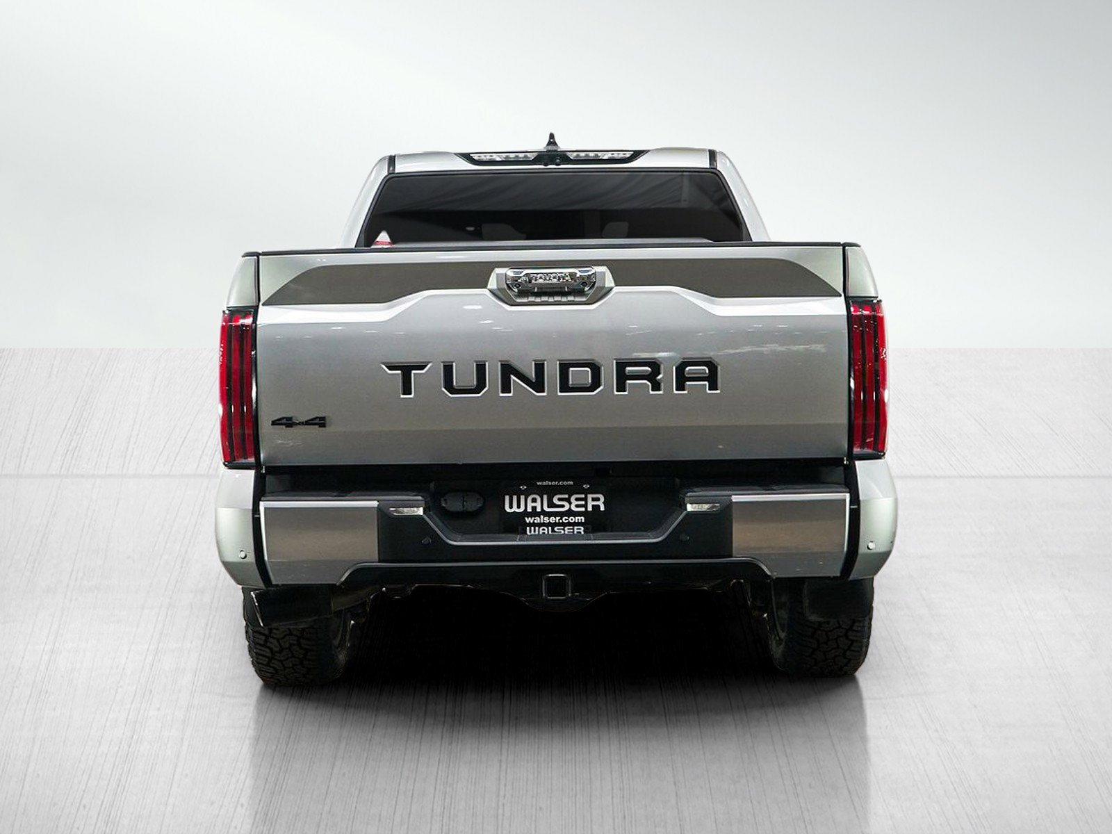 Used 2023 Toyota Tundra Limited w/ TRD Off-Road Package AWD/4WD image 4