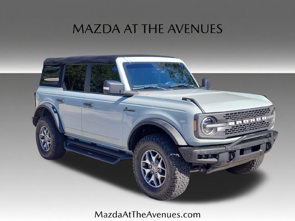 Used 2022 Ford Bronco Badlands AWD/4WD image 3