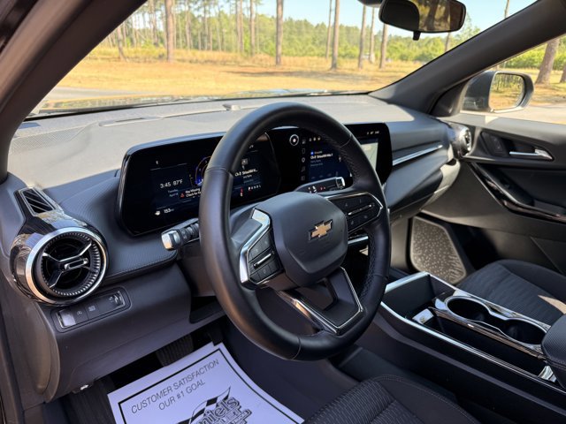 Used 2025 Chevrolet Equinox LT image 15