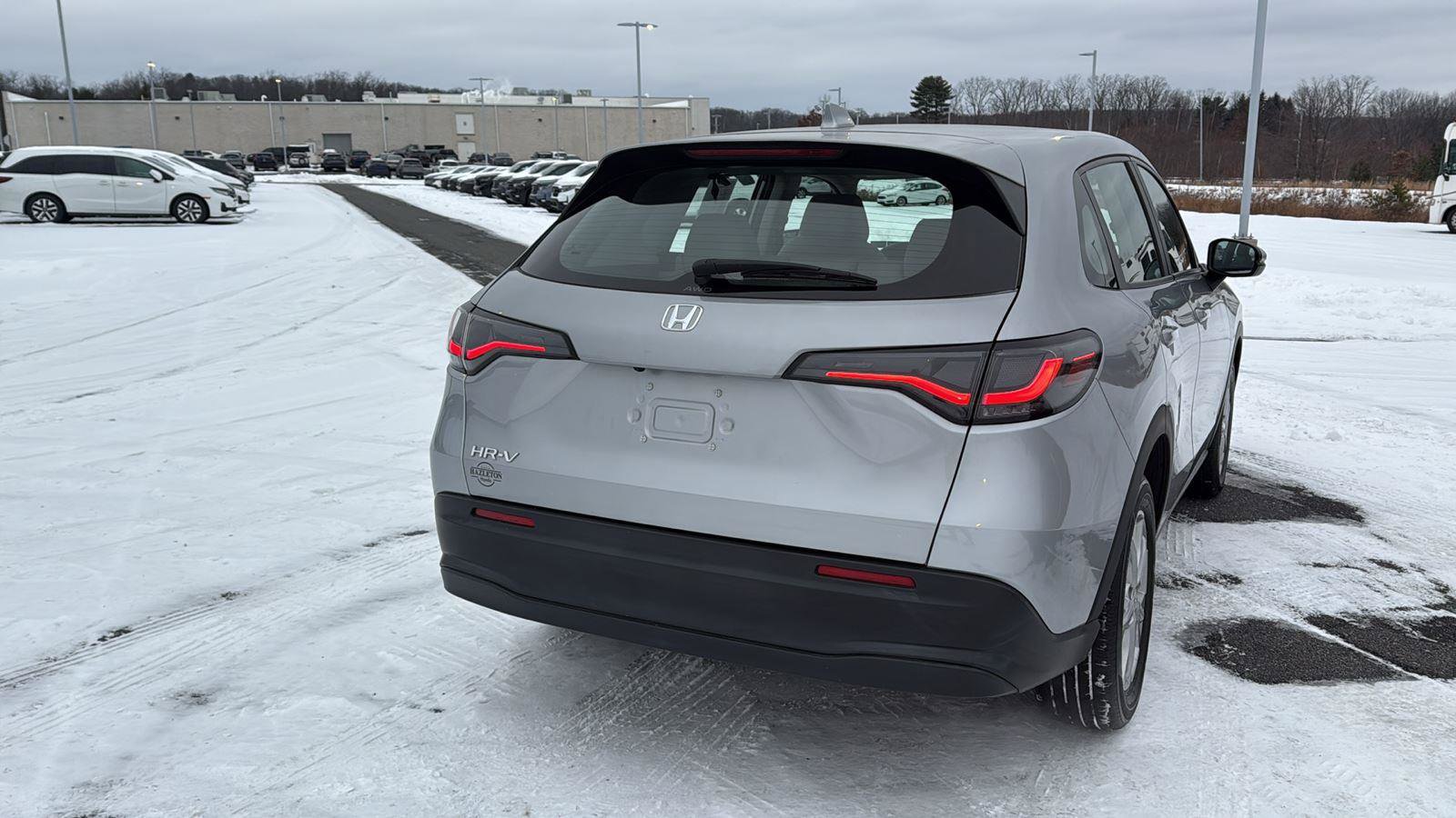 Used 2023 Honda HR-V LX image 8