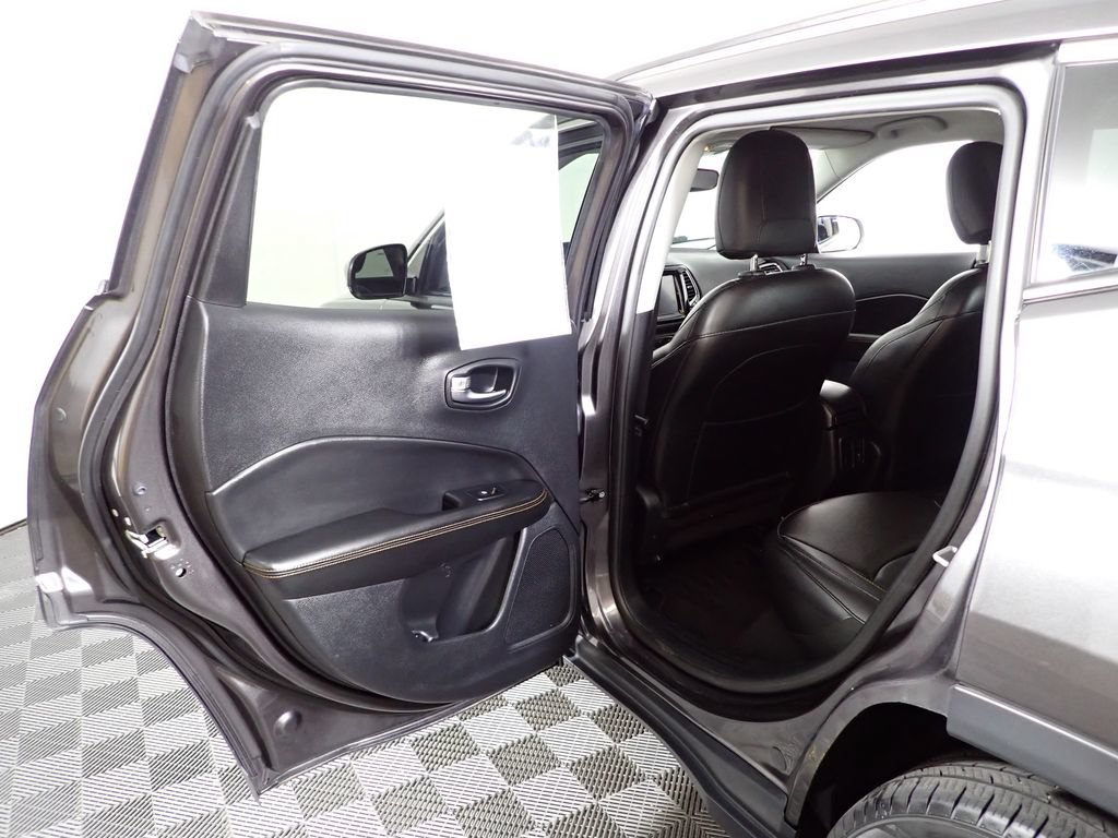 Used 2020 Jeep Compass Limited AWD/4WD image 34