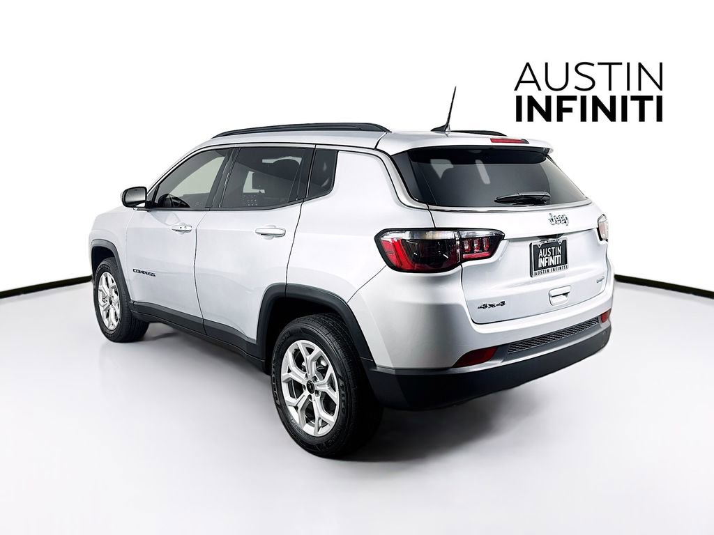 Used 2025 Jeep Compass Latitude image 5