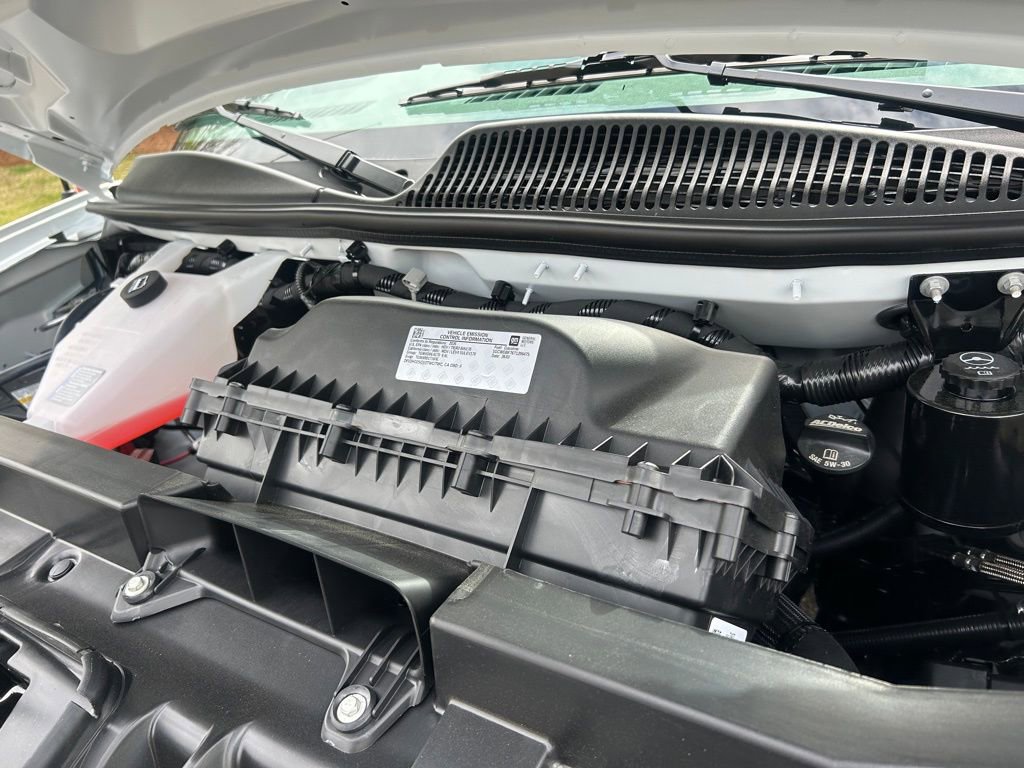 New 2026 Chevrolet Express 2500 Extended image 57