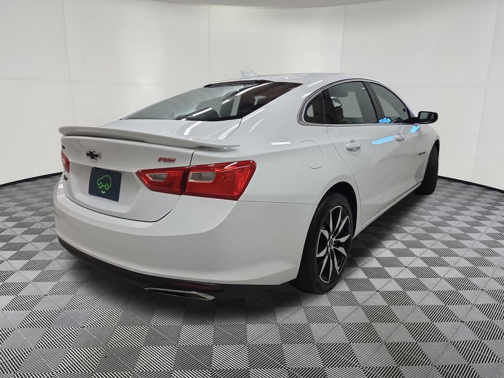 Used 2023 Chevrolet Malibu RS w/ LPO, Floor Liner Package FWD image 4