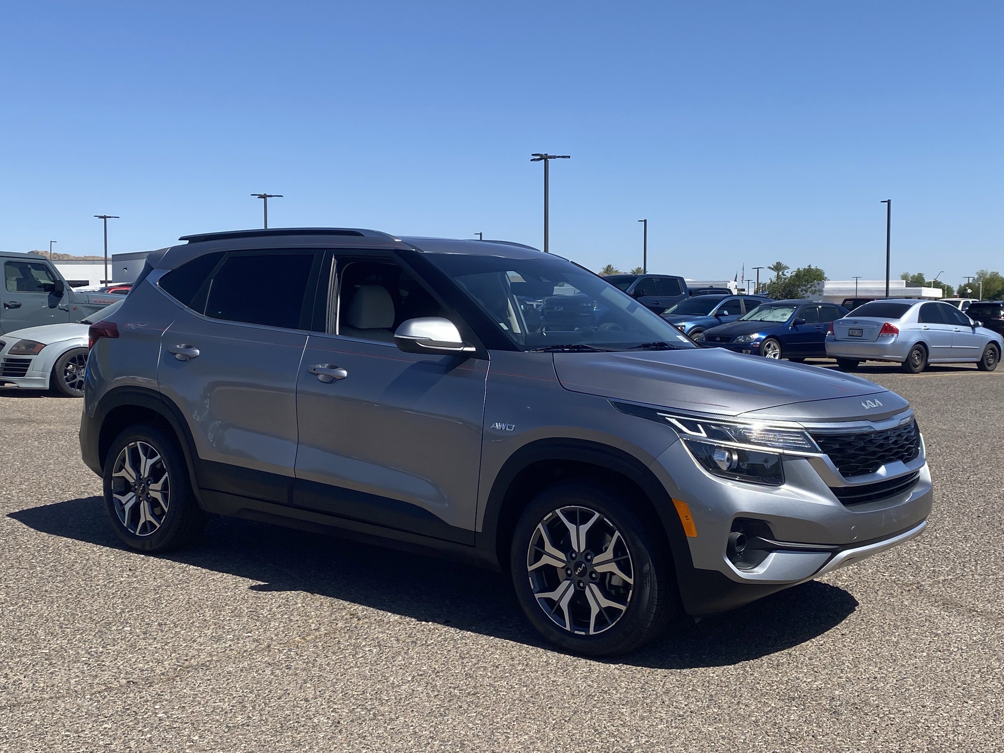 Certified 2022 Kia Seltos EX AWD/4WD image 7