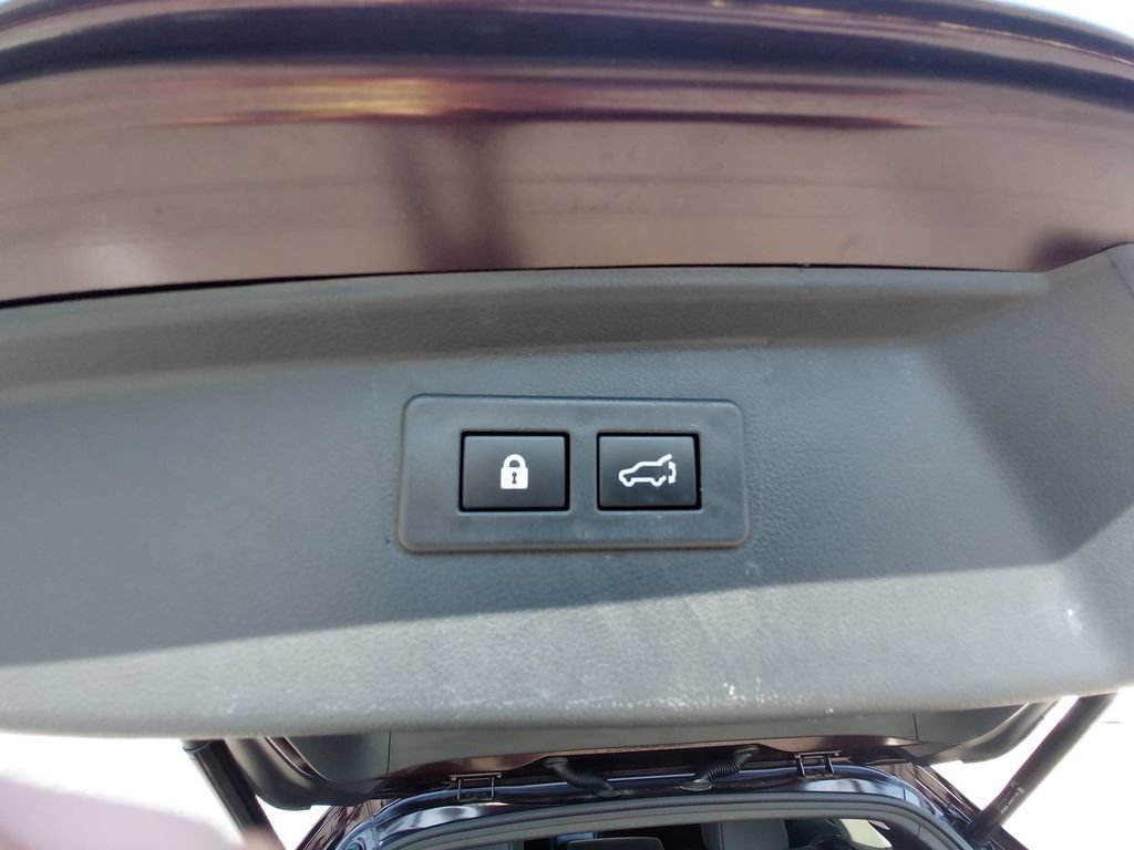 Used 2024 Subaru Outback Touring AWD/4WD image 34