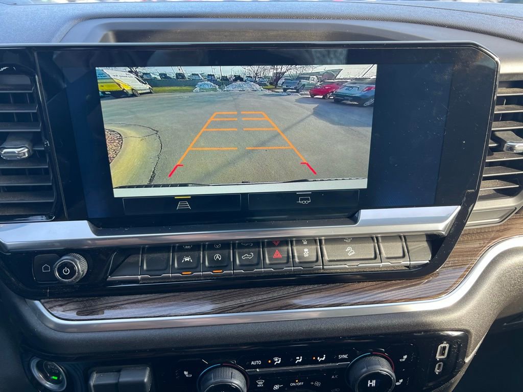 Used 2022 Chevrolet Silverado 1500 LT image 34