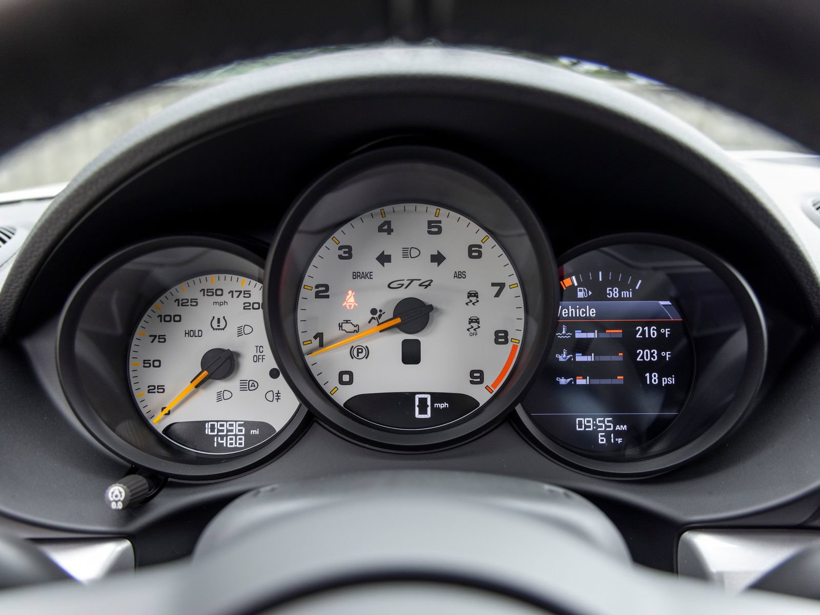 Certified 2020 Porsche 718 Cayman GT4 RWD image 42