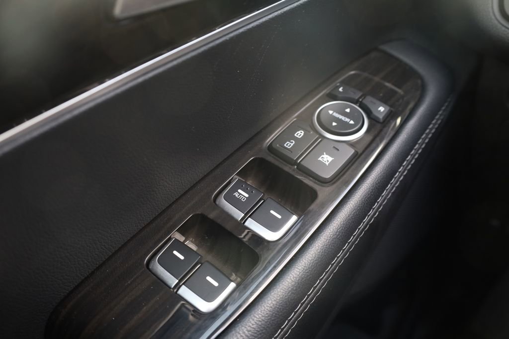 Used 2019 Kia Sorento L FWD image 19