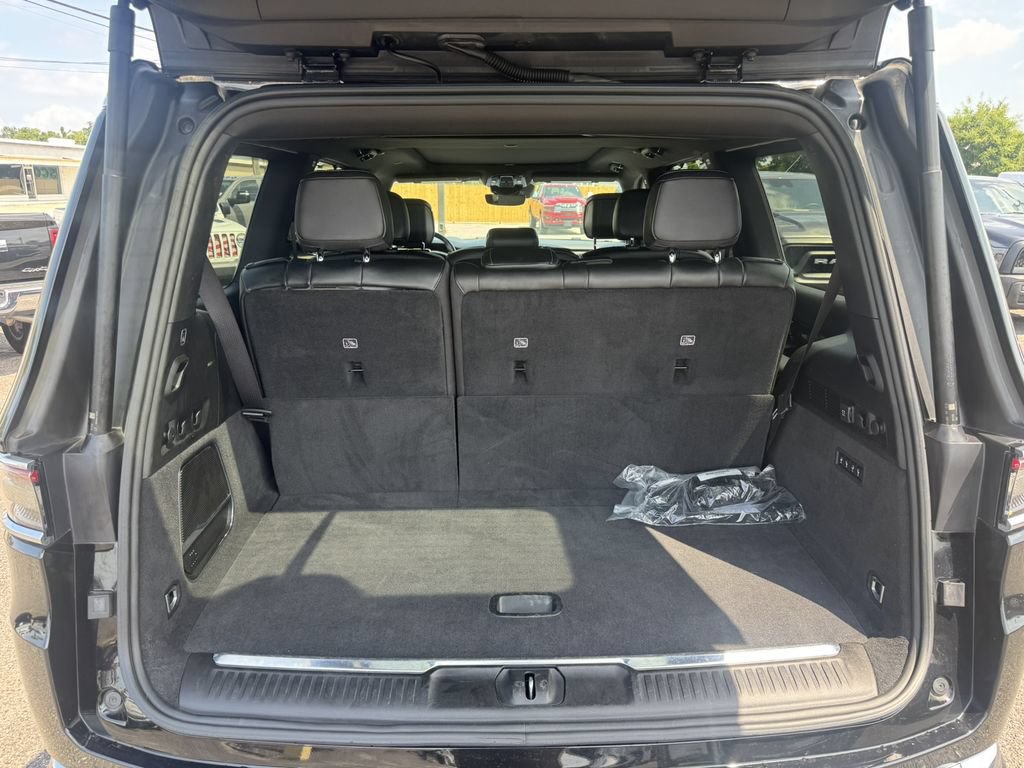 Used 2022 Jeep Grand Wagoneer Series I w/ Flexible Seating Group AWD/4WD image 7