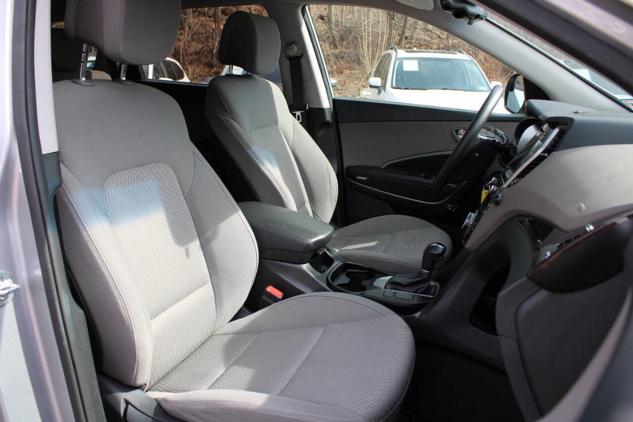 Used 2019 Hyundai Santa Fe XL SE AWD/4WD image 30