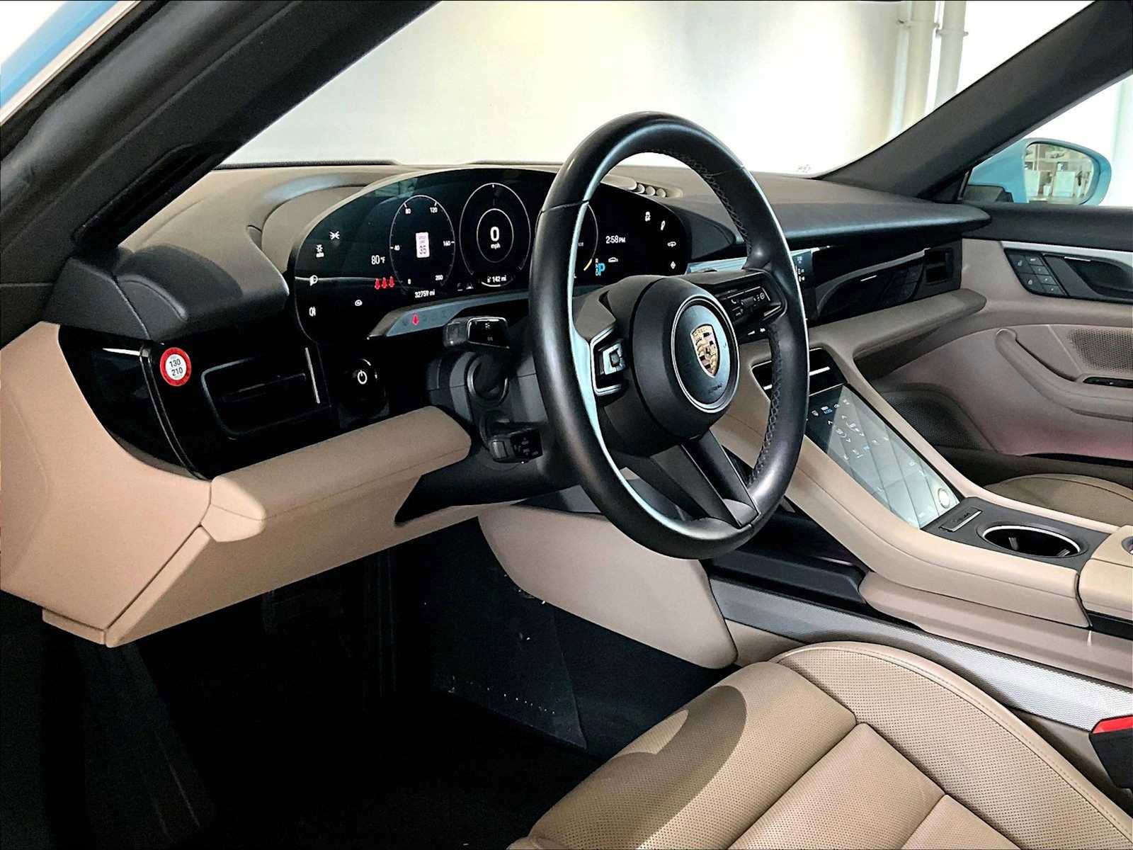 Used 2022 Porsche Taycan 4S image 7