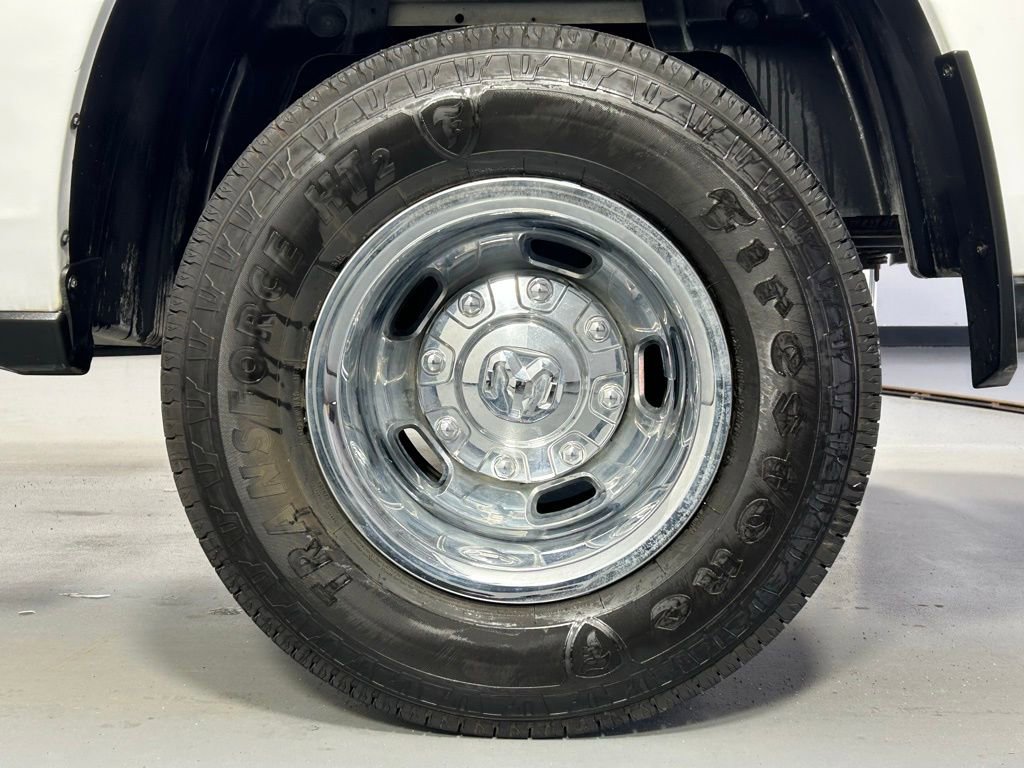 Used 2022 RAM 3500 Tradesman w/ Chrome Appearance Group image 33