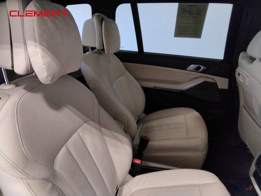 Used 2021 BMW X7 xDrive40i w/ Premium Package image 43