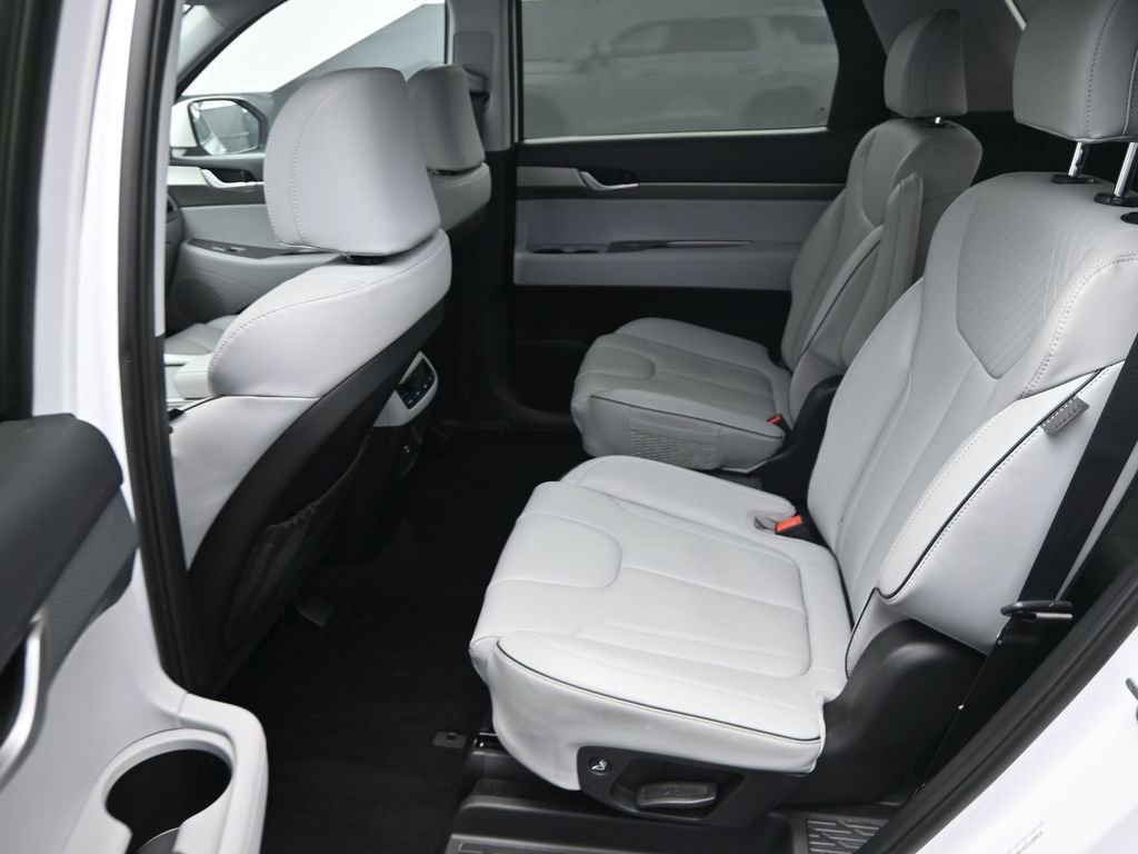 Used 2025 Hyundai Palisade SEL image 12