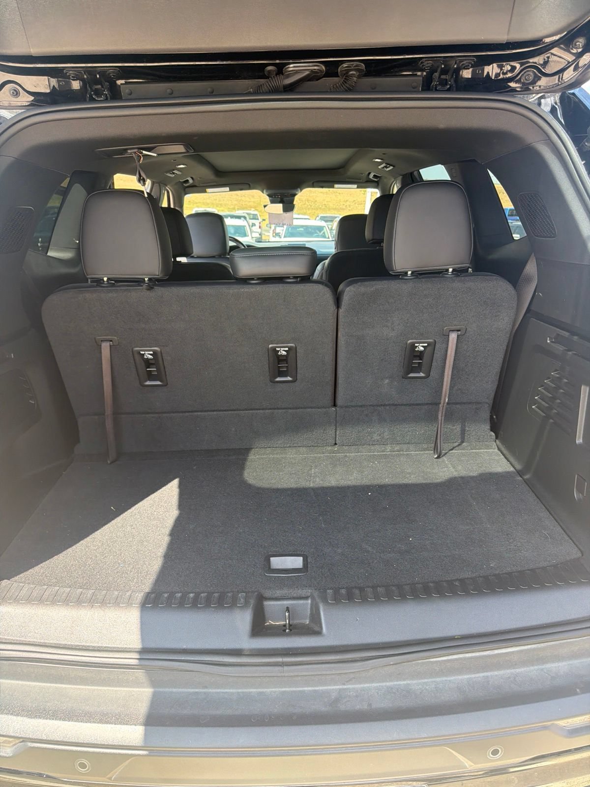 Used 2025 GMC Acadia AT4 w/ Super Cruise Package AWD/4WD image 16