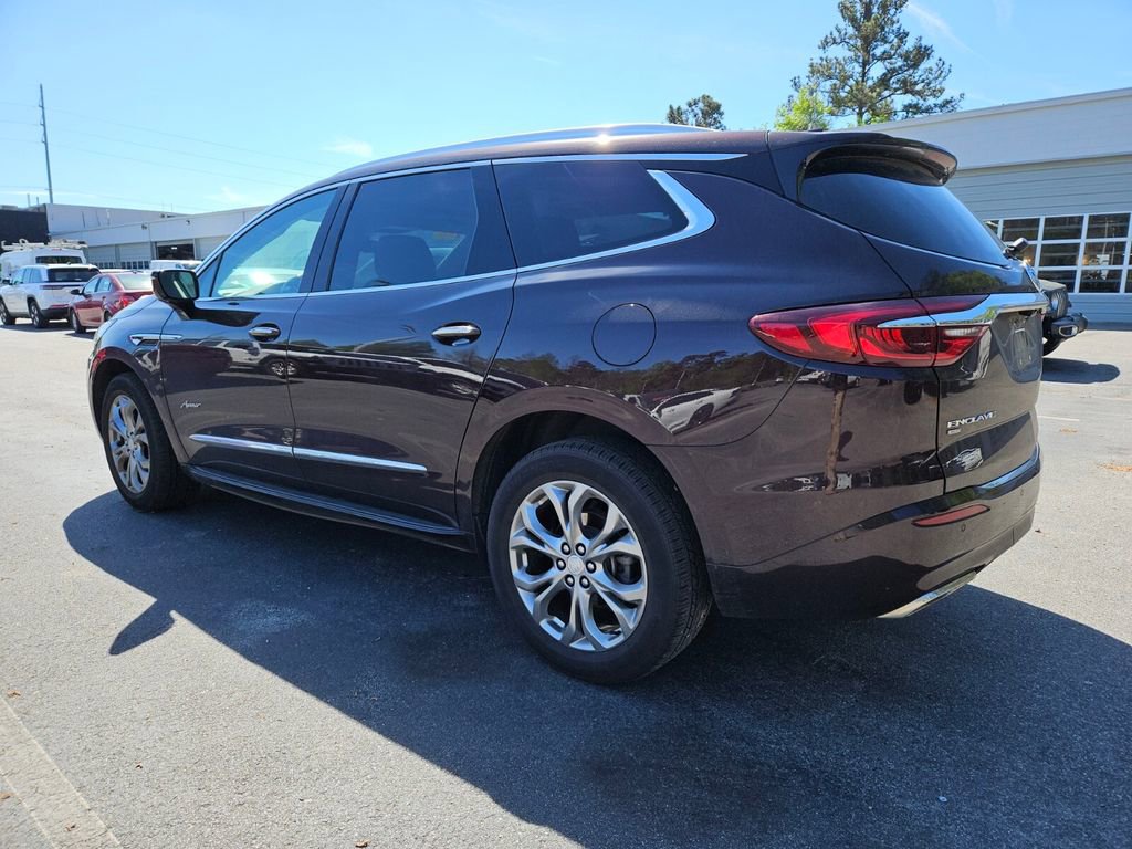 Used 2020 Buick Enclave Avenir w/ Avenir Technology Package AWD/4WD image 11