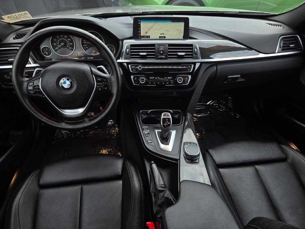 Used 2018 BMW 330i Sedan RWD image 15