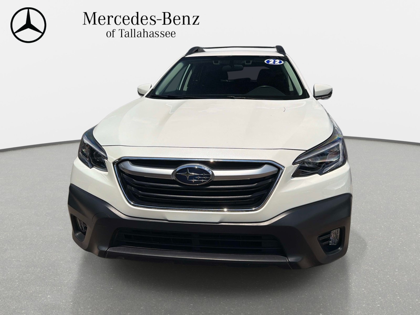 Used 2022 Subaru Outback Premium AWD/4WD image 2