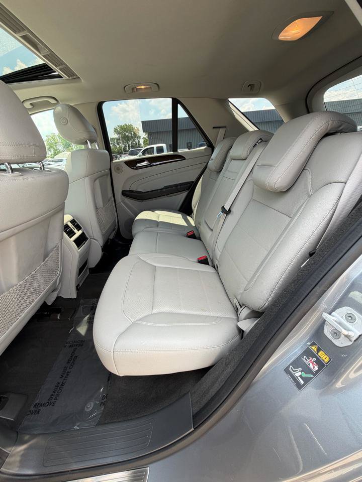 Used 2015 Mercedes-Benz ML 350 4MATIC image 38