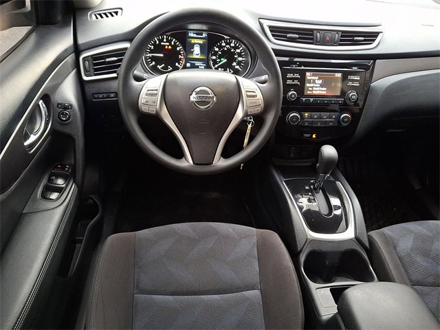 Used 2016 Nissan Rogue S image 11