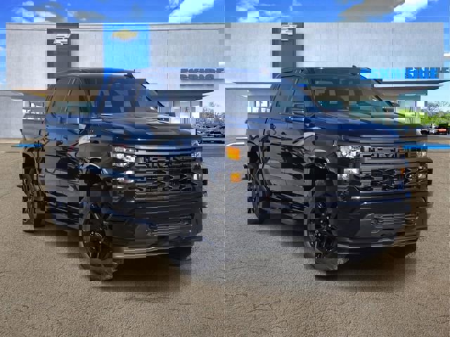 New 2026 Chevrolet Silverado 1500 Custom w/ Turbomax Blackout Package