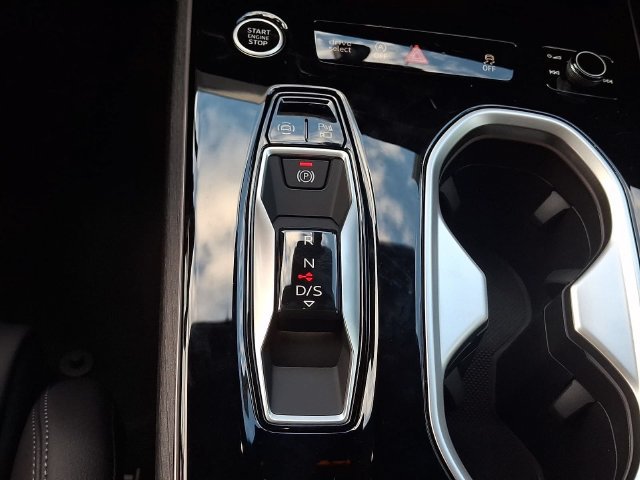 New 2026 Audi A6 Prestige AWD/4WD image 11